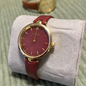 KATE SPADE NEW YORK Woman’s Round Watch